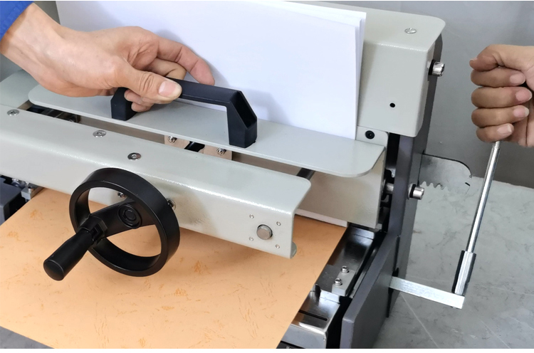 Mesin Penjilid Lem Panas untuk - Office Furniture Tenders ulasan dan harga